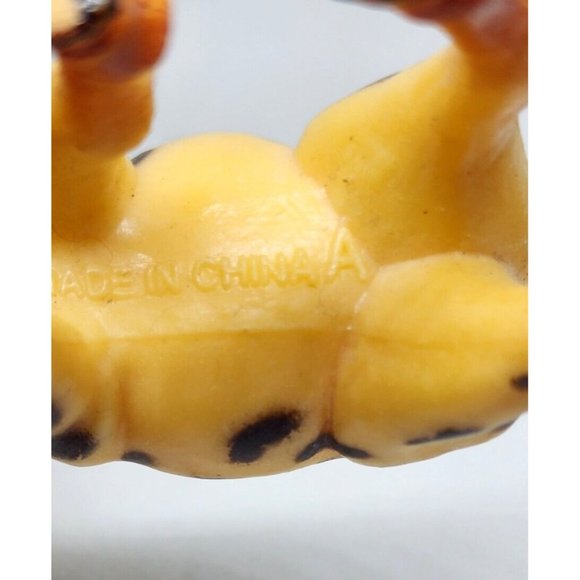 Giraffe Miniature Plastic Toy Home Decor Shelf Sitter Collectible Gift - Picture 9 of 12